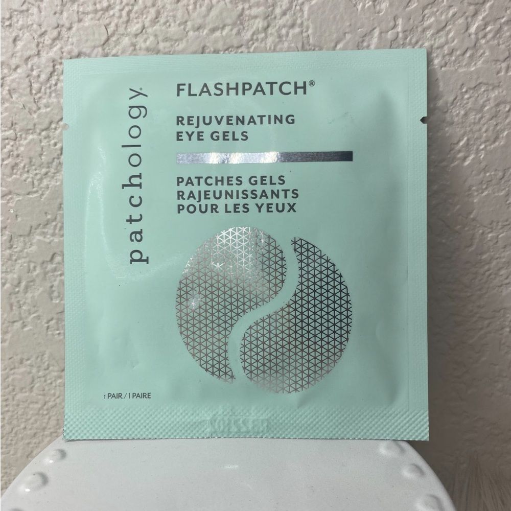 $3 🌙 Pathology‎ Flashpatch Rejuvenating Eye Gels